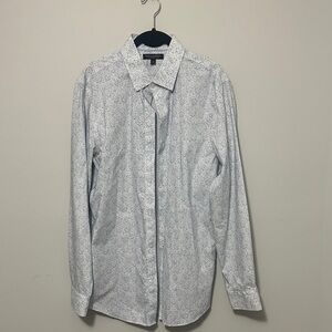 Men's Banana Republic Medium Patterned Shirt